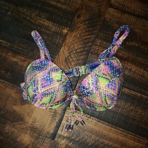 NWOT Adorable Bikini Top - Size L
